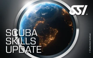 Grafik mit dem Text 'Scuba Skills Update' und einer Darstellung der Erde aus dem Weltraum.